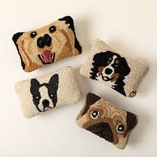 Creative Gift Ideas for Dog and Cat Lovers: Show Your Pet-Obsessed Friends You Care